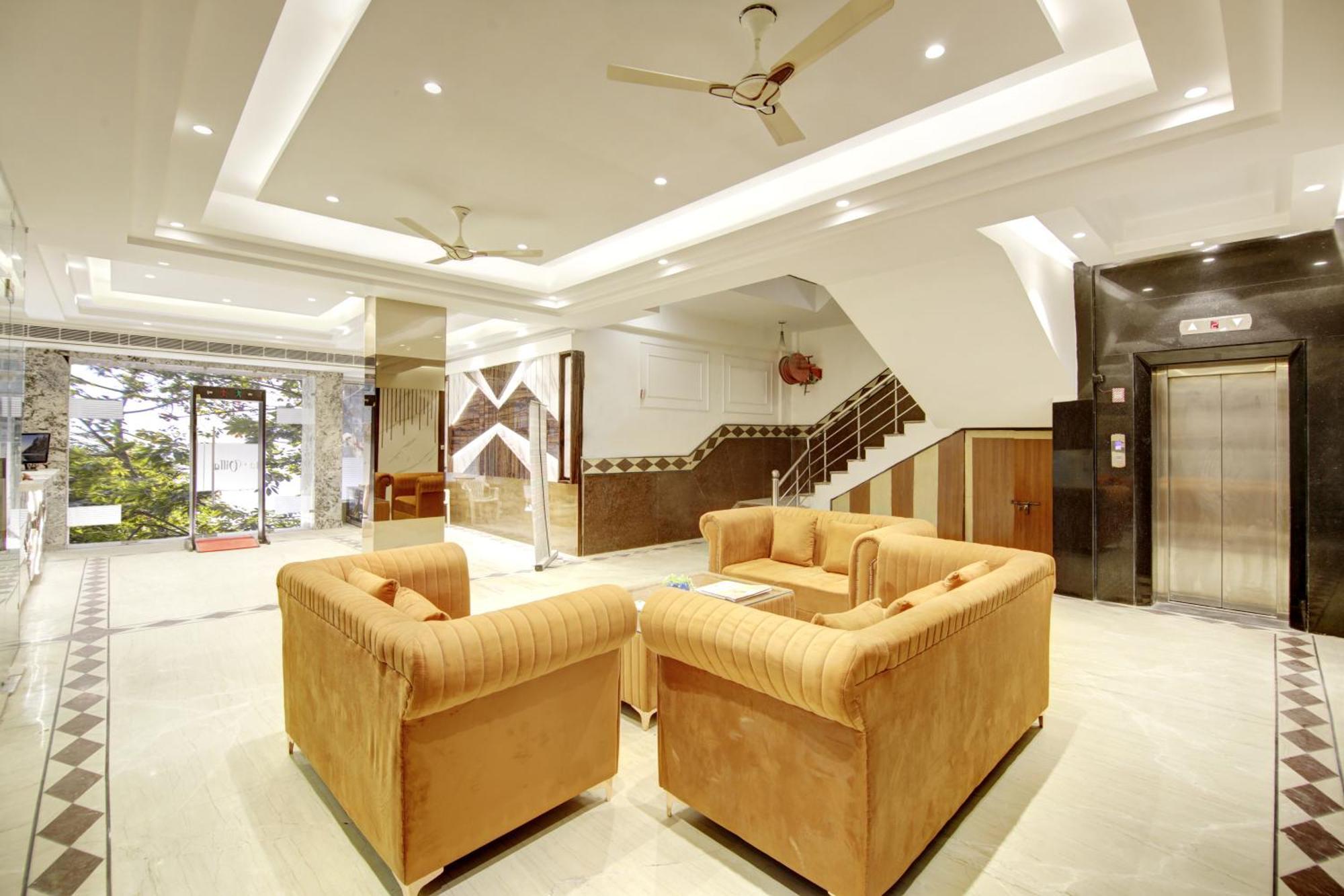 Hotel Star Villa - Front Of New Delhi Railway Station & 5 Minute From Connaught Place Kültér fotó