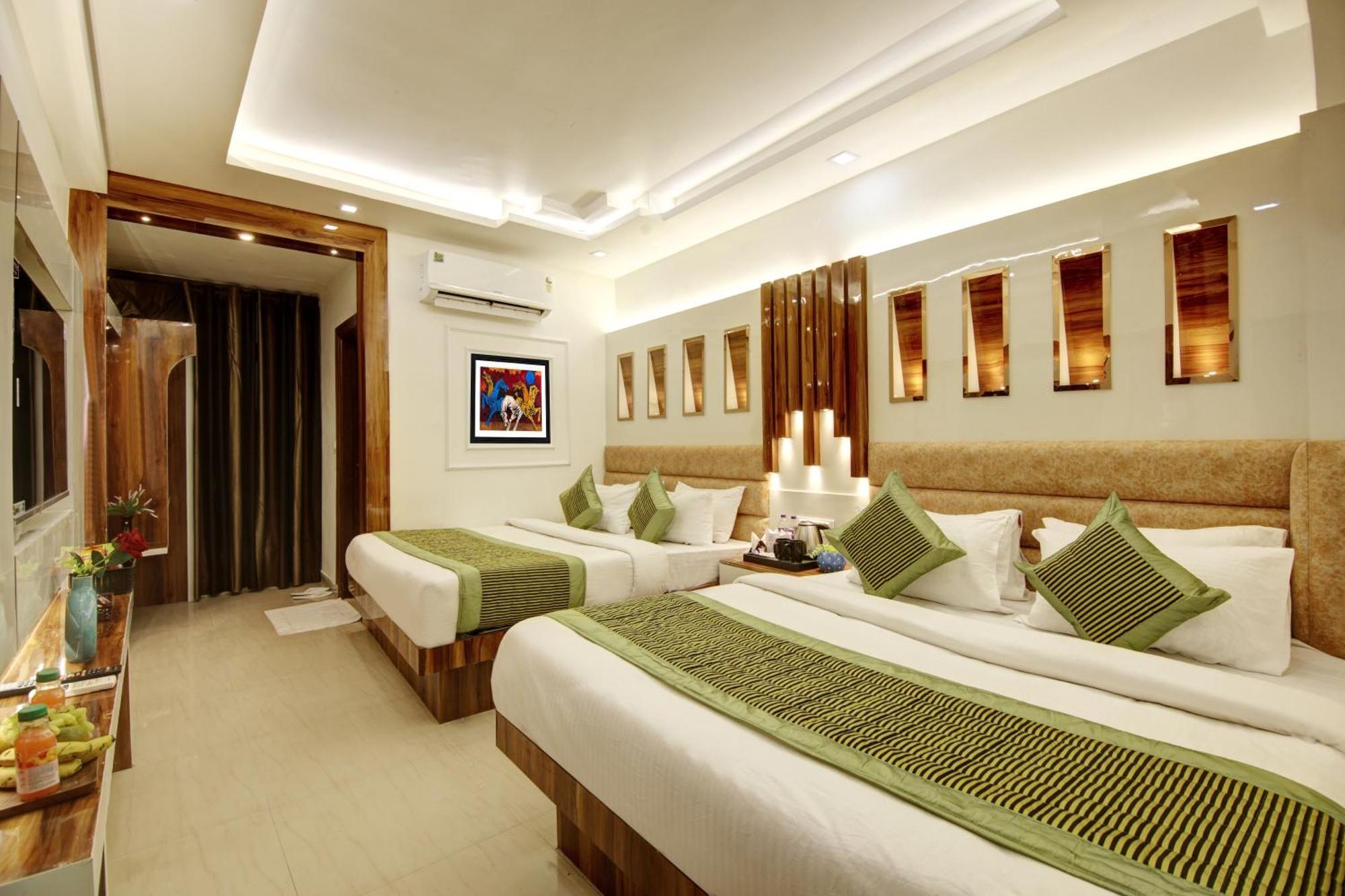 Hotel Star Villa - Front Of New Delhi Railway Station & 5 Minute From Connaught Place Kültér fotó